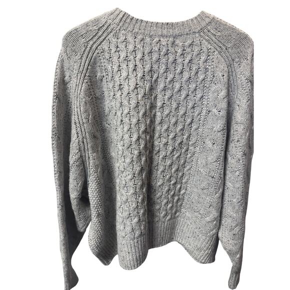 Universal Thread Crewneck Chunky Sweater Womens XL Gray Flecks of Brown Wool NWT - Picture 2 of 7